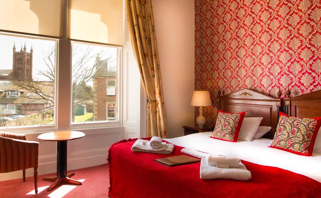Royal Mackintosh Hotel Dunbar Ruang foto